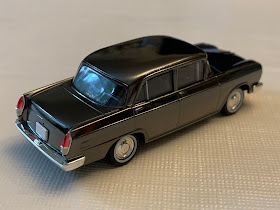 tomica limited vintage silver chrome nissan cedric custom tlv