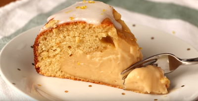 Sponge cake with pastry cream inside