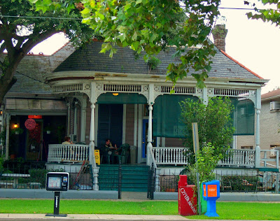 Coffee Shops Uptown on Cafe Luna Is A Favorite Coffee Shop In Uptown New Orleans  Near Tulane