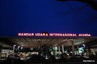 http://wisatastevenly.blogspot.com/2015/05/bandara-internasional-juanda.html