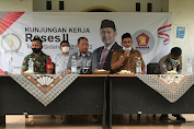 DPRD Jabar Mengaku Prihatin Dengan Balai Desa Walahar Cirebon Karena Masih Ngontrak dan Mesjidnya Mangkrak