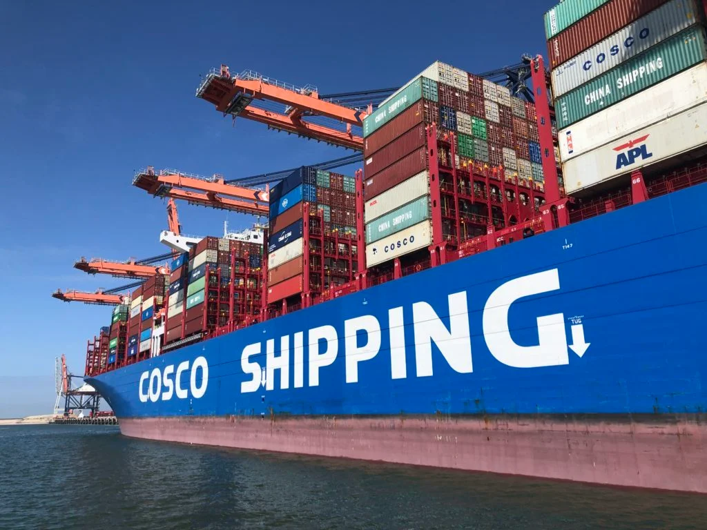 Battezzata portacontainer da 14.100 TEU per COSCO Shipping Lines