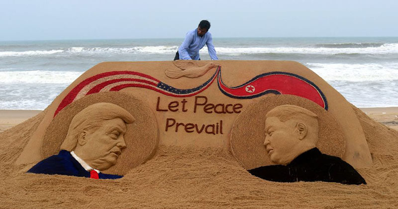 Stunning Sand Sculpture By Indian Artist Encouraged A Peaceful Summit Between Trump and Kim Jong-Un