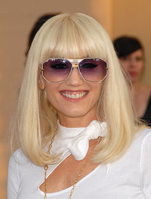 Gwen Stefani Rapid Fire Fringe hairstyle.