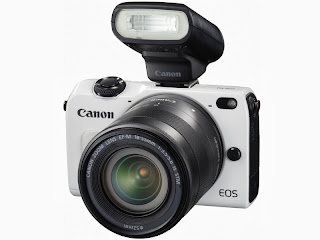 Canon EOS M2 Putih dengan Flash