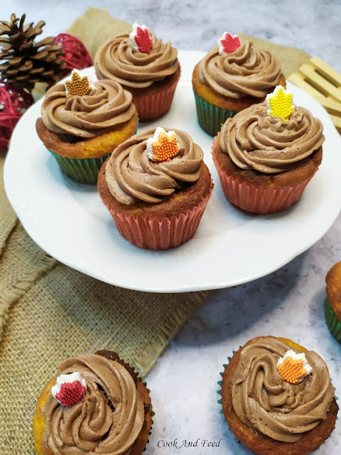 Cupcakes με κολοκύθα και νουτέλα / Pumpkin And Nutella Cupcakes