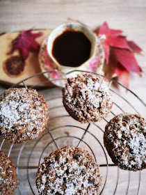 Banana bread muffins