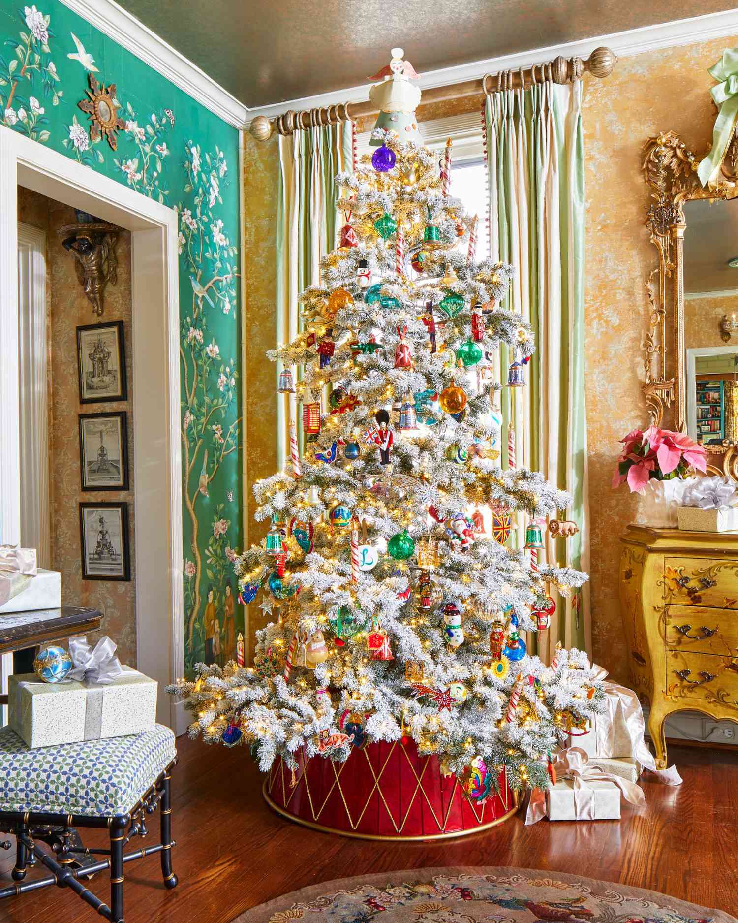 30 Ideas For The Most Impressive Christmas Trees In 2022