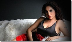 Neha-Bhasin-unseen hot pic