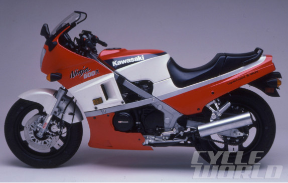 gambar motor Kawasaki Ninja 600R tahun 1985