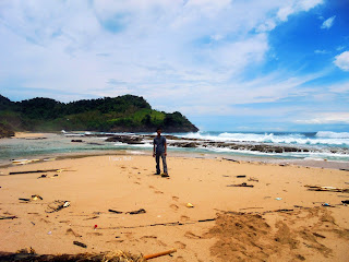 Pantai Molang Sebuah Kenangan Yang Terulang