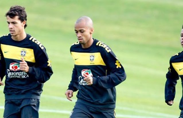 Após sete meses parado, Wesley, ex-Palmeiras, São Paulo e Santos, se  aposenta do futebol - Lance!