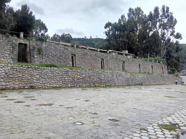 Palacio inca Qolcampata anejo a la Iglesia de San Cristobal