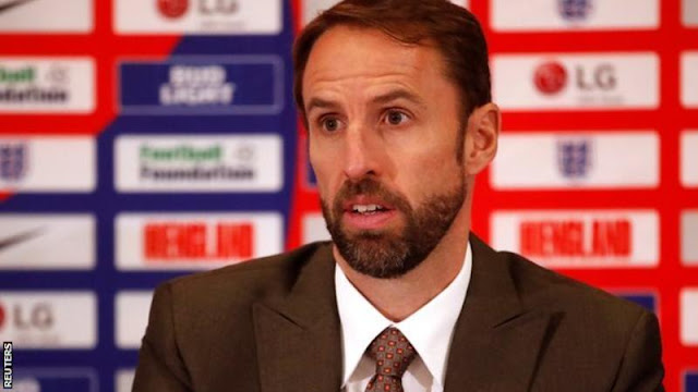 Gareth Southgate: England manager signs new contract until 2022 World Cup