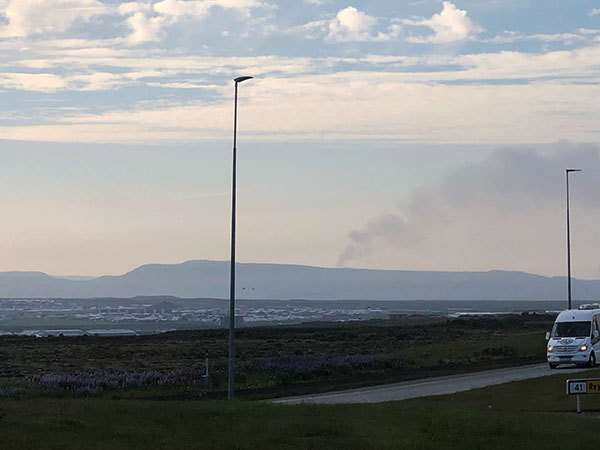 Distant volcanic plume in cell phone photo from airport to Reykjavik (Source: Palmia Observatory)