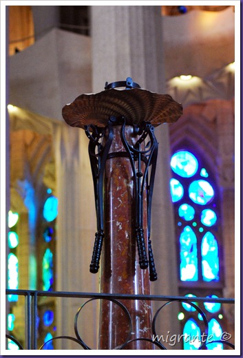 en el altar  - sagrada familia