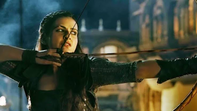 Thugs of Hindostan Hindi Movie (2018) 720p Download