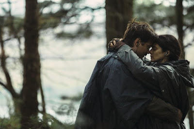 Image of Rachel Weisz and Colin Farrell in The Lobster