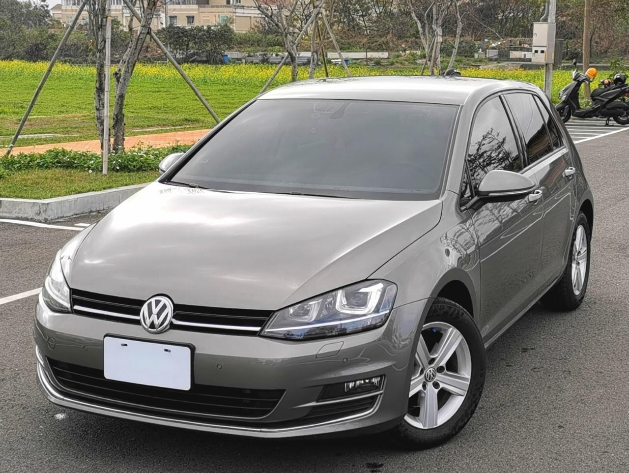 Volkswagen 二手車買賣專門店-2015-Golf