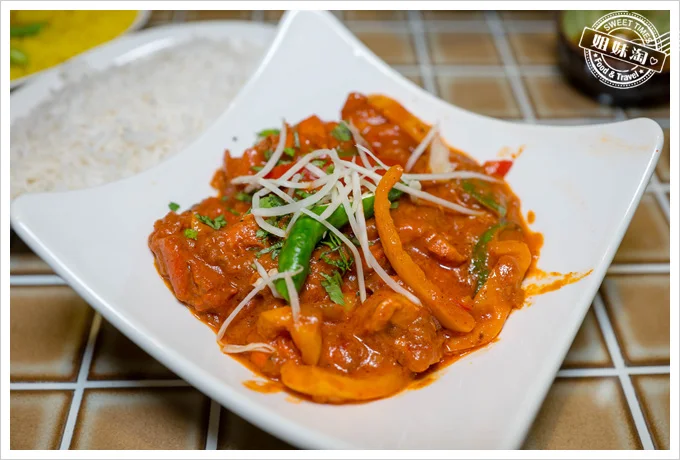 瑪哈印度餐廳香料蔬菜雞肉咖哩