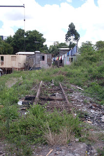 Restos de ferrovia, abandonados. Caxias do Sul - Porto Alegre. Ano foto 2010