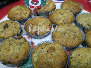 chocolate chip banana muffins