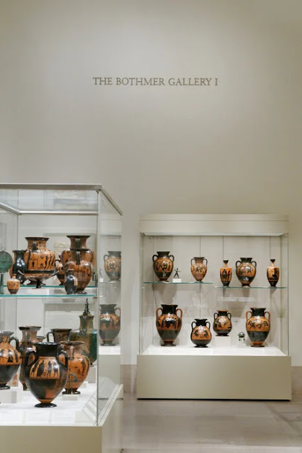 Η γκαλερί Bothmer στο Μητροπολιτικό Μουσείο Τέχνης, μία από τις αίθουσες που είναι αφιερωμένες στον πρώην επιμελητή Dietrich von Bothmer.
