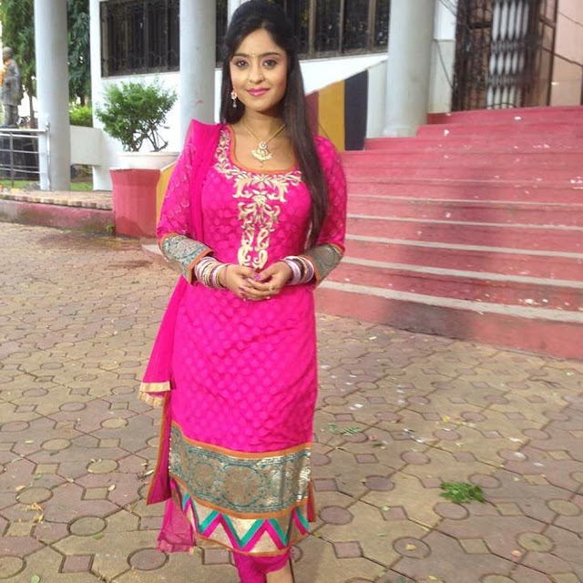 Bhojpuri heroine hd wallpaper, Gorgeous Bhojpuri actress pics