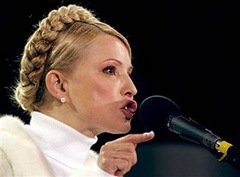 Тимошенко будет душить власть из-за границы