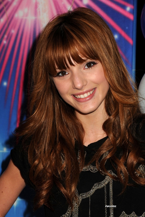 Bella Thorne biography