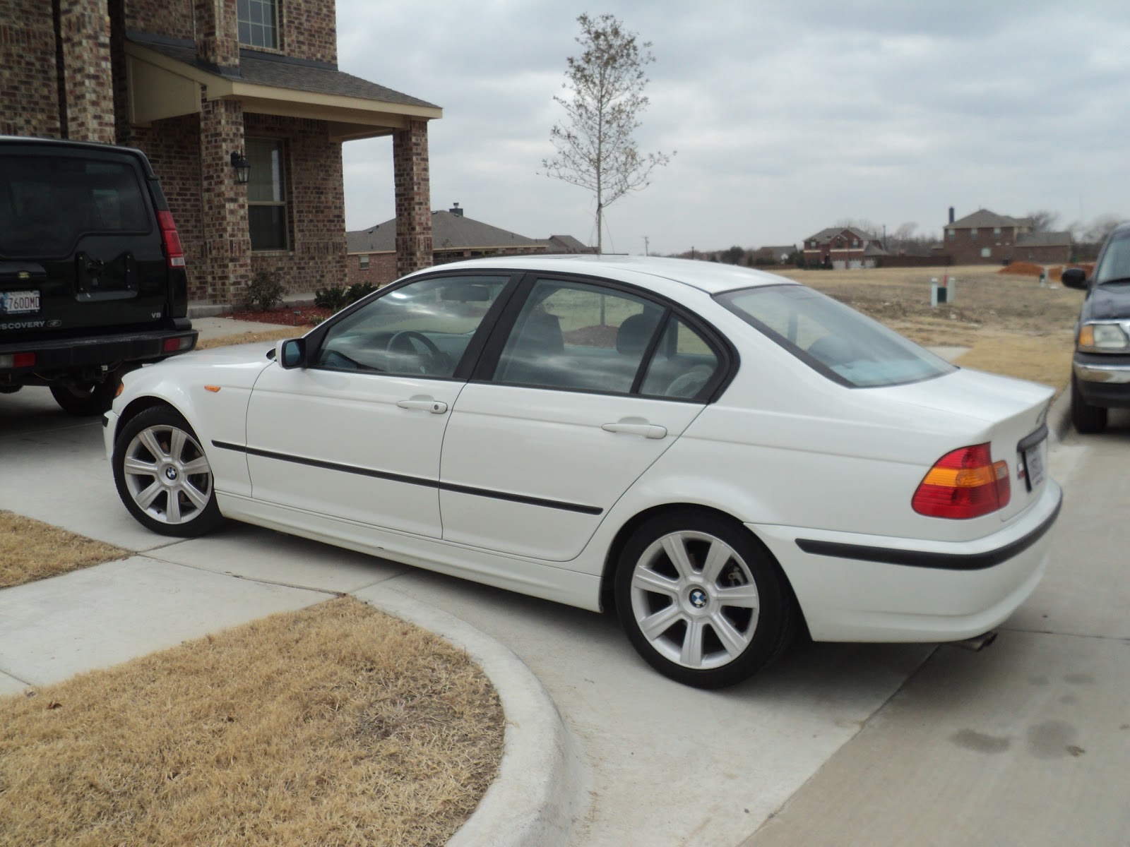 B  C Sales: 2002 BMW 325i  SOLD