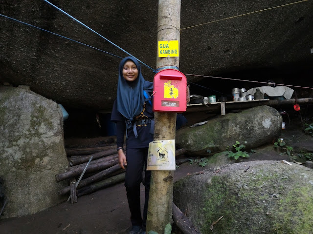 Hiking di Gunung Berembun Jelebu