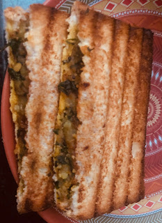 Aloo Methi Sandwich