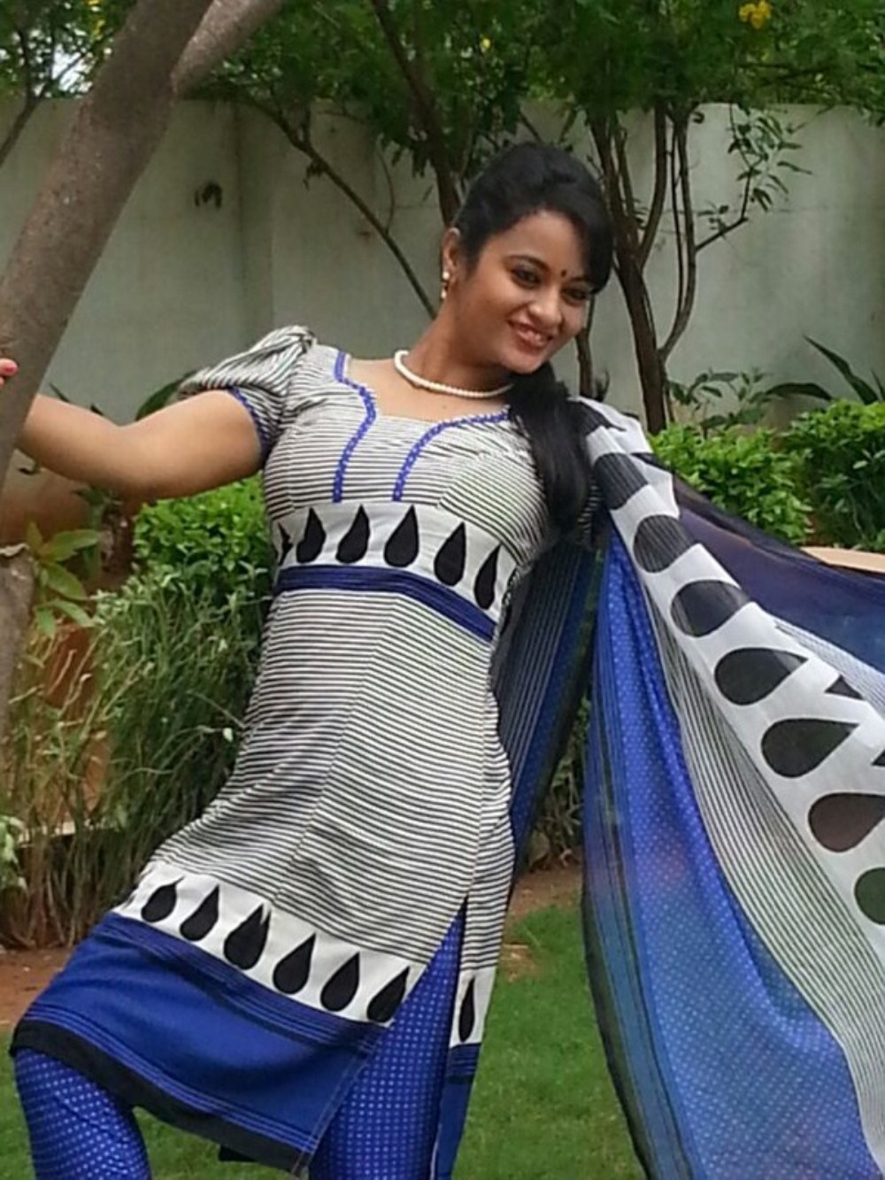 Actress SujaVarunee Latest Images