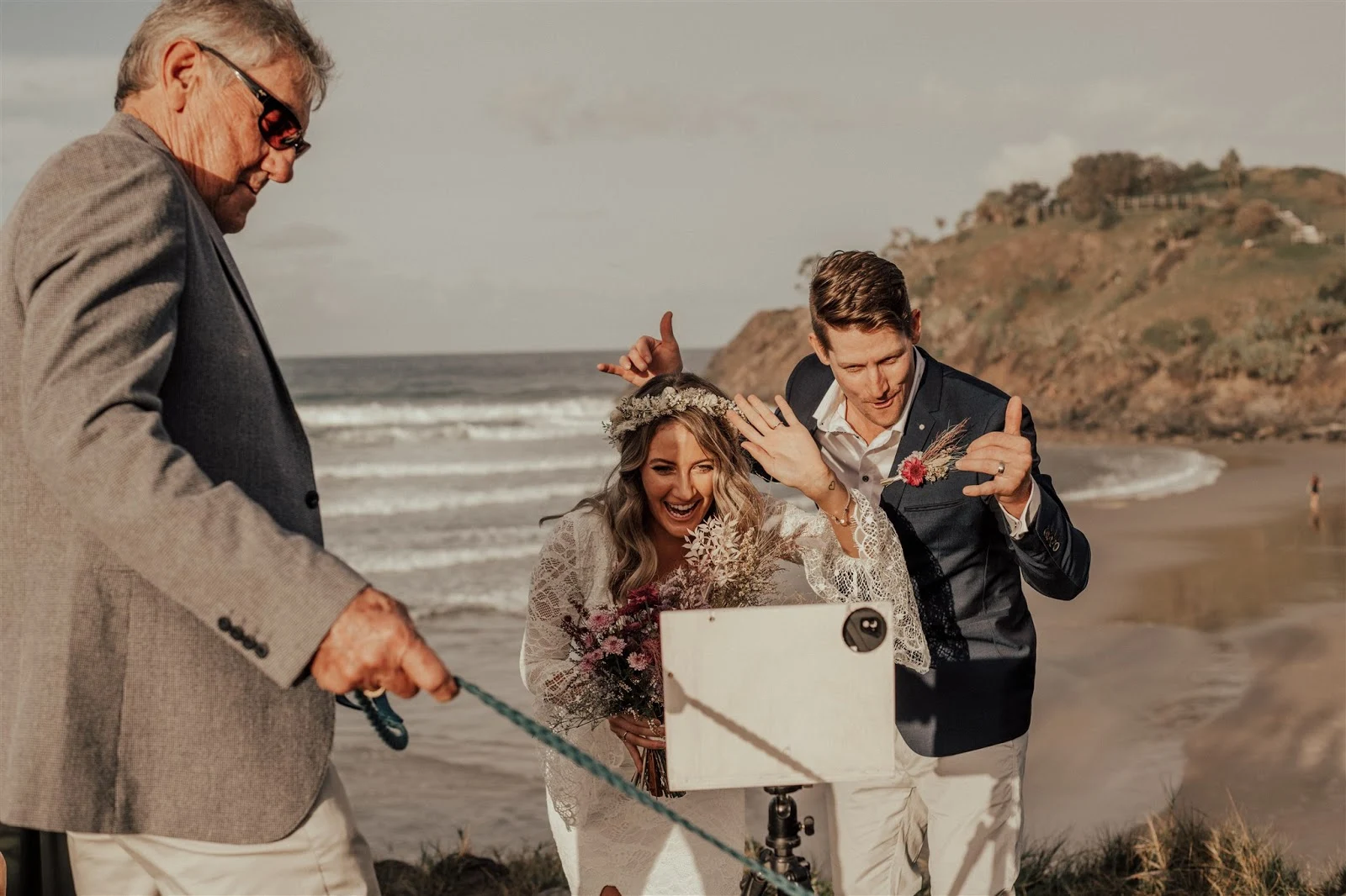 bird and boy photography beach wedding grace loves lace florals