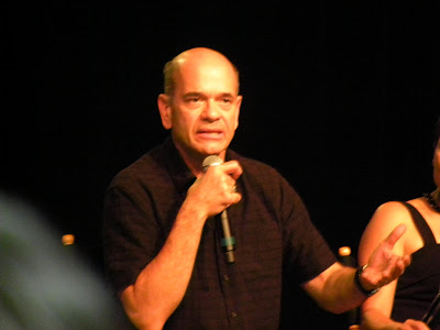 Picture 1 Robert Picardo Roxann Dawson Ethan Phillips and Tim Russ 