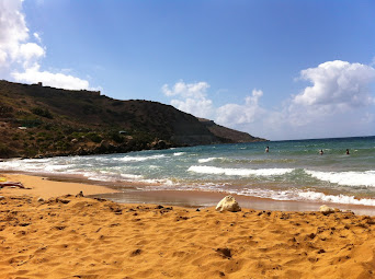 Gozo spiaggia rossa