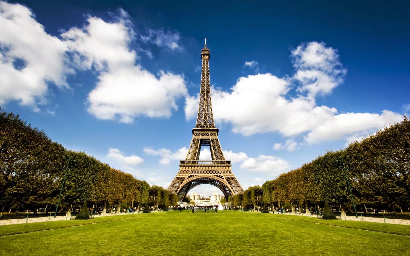  Foto  Pemandangan  Indah Menara Eiffel  Prancis  Foto  Gambar  
