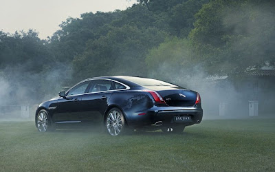 2011 Jaguar XJ L Supercharged Rear Side View