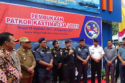 DJBC Khusus Kepri Mengelar Patroli Laut Bersama Castam Malaysia. 