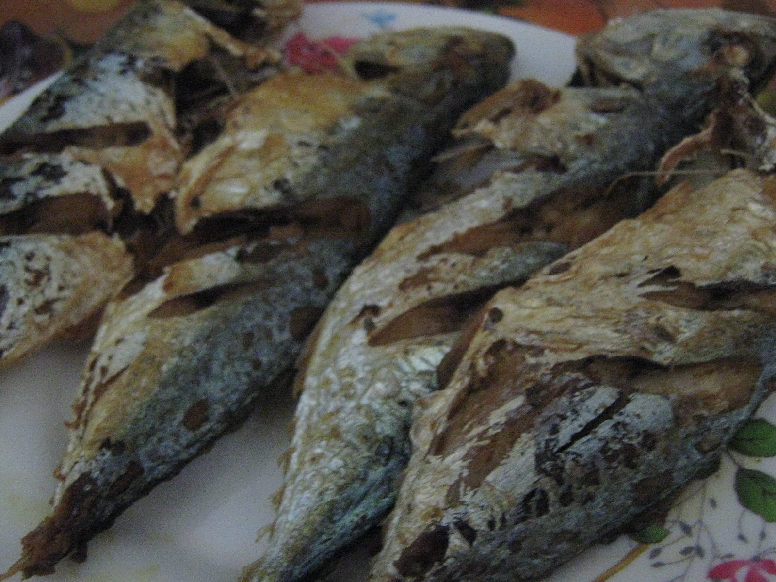 Saujana Syarasin: Ikan Goreng Kukus