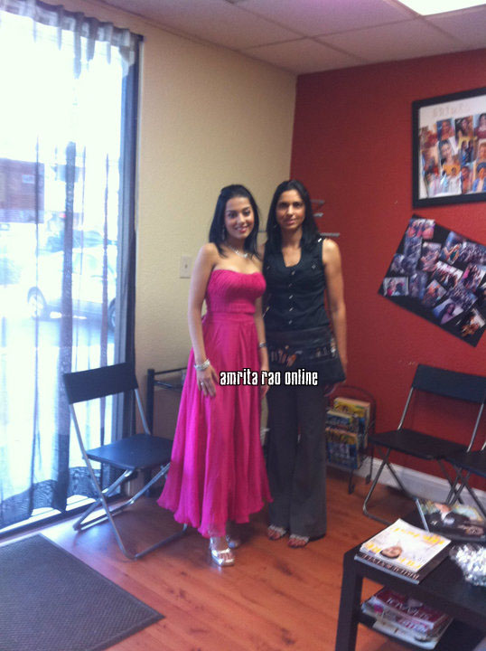 Amrita Rao at Ruby Beauty Studio  Photos hot images