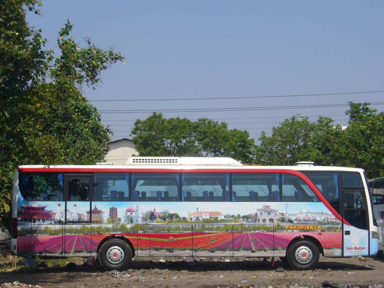 PO Sido Rukun Bus  Pariwisata  Semarang Jawa Tengah 