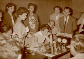 IV Campeonato de España de Ajedrez Femenino Valencia 1955, partida Carrión-Navarro