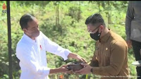 Wagub Banten Bawa Tanah Surosowan dan Wiwitan Baduy Serta Air Tirtayasa ke IKN
