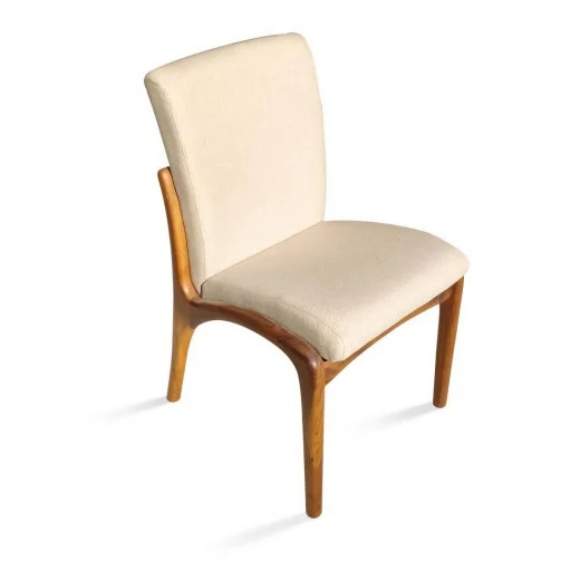 cadeira em Madeira Maciça Design Retrô.