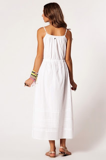beyaz elbise modeli