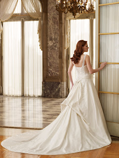 Bridal Gowns 2011 Fashion Trends, photos wedding gown brides