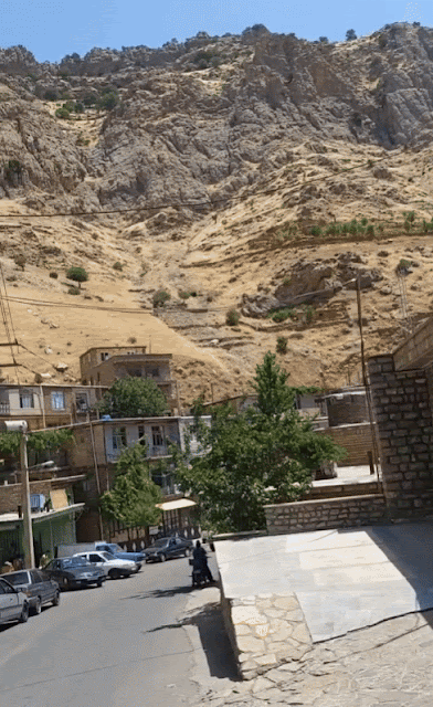 The narrow street of Uraman Takht.