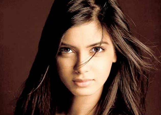 diana penty hot wallpapers